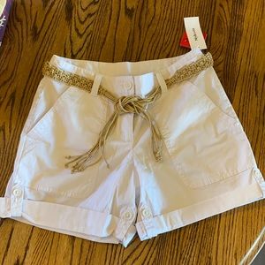STYLE & CO. NWT WOMANS SHORTS SIZE 10